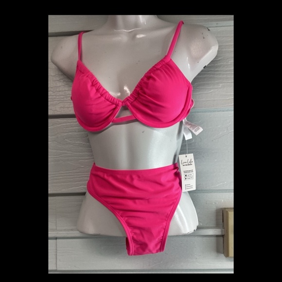 Pink two bikini. - Picture 5 of 6